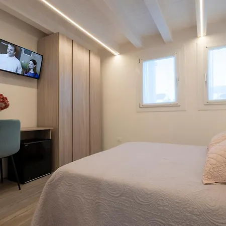 Camerini Casa de hóspedes 3*